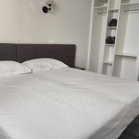 מדריד Hostal Golden 21*** מראה חיצוני תמונה