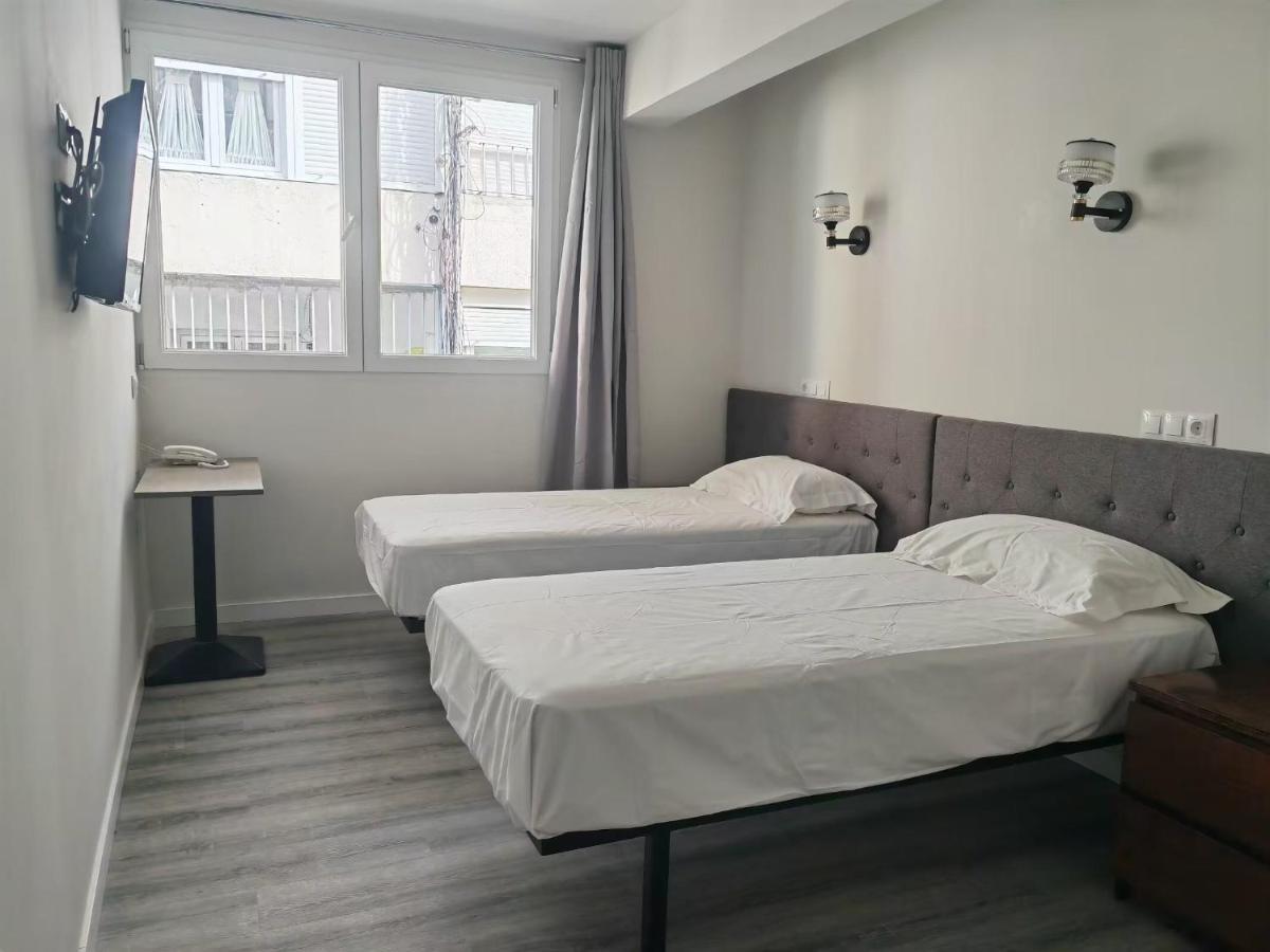 מדריד Hostal Golden 21*** מראה חיצוני תמונה