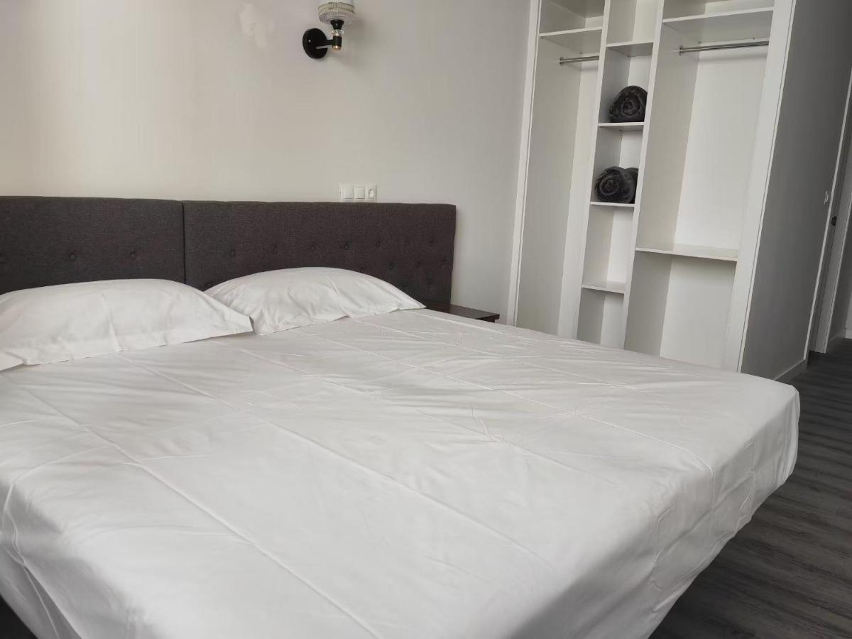 מדריד Hostal Golden 21*** מראה חיצוני תמונה
