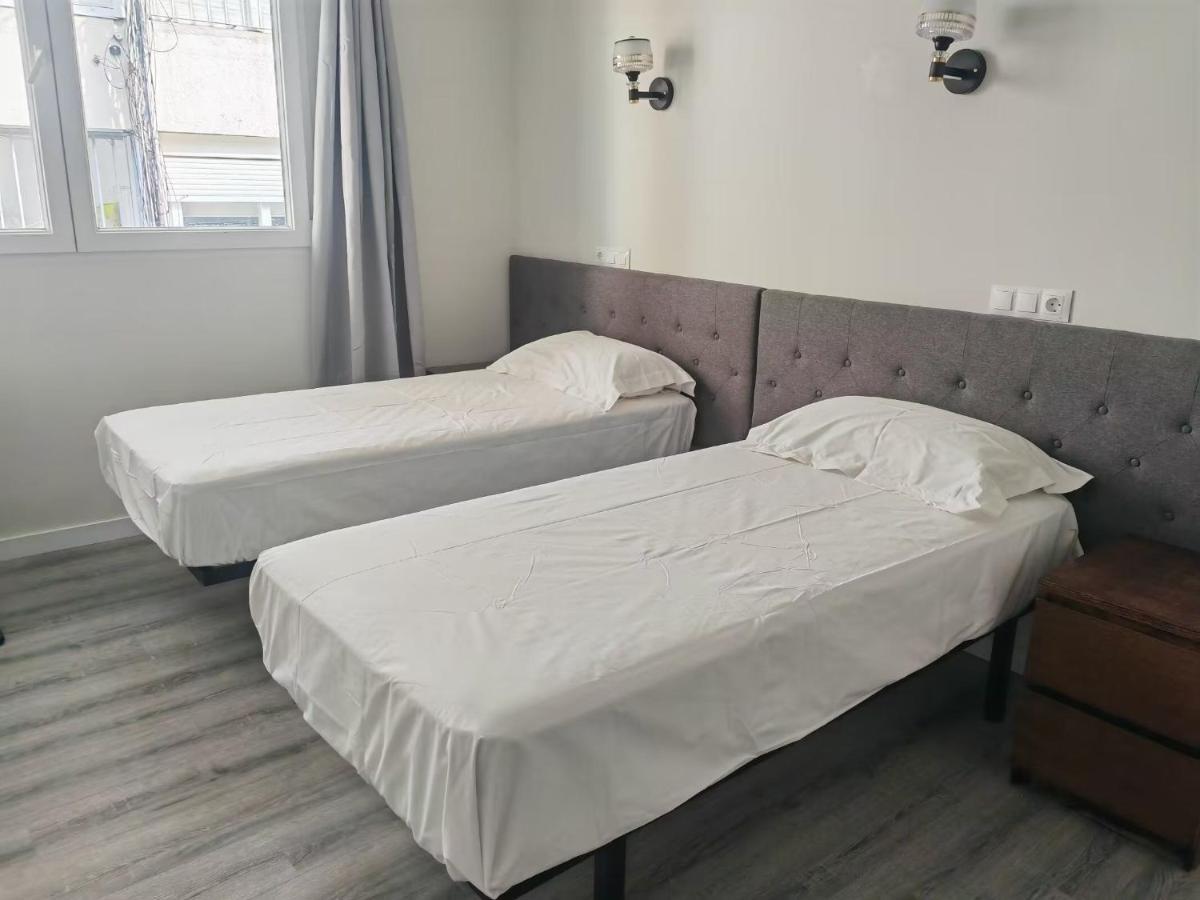 מדריד Hostal Golden 21*** מראה חיצוני תמונה