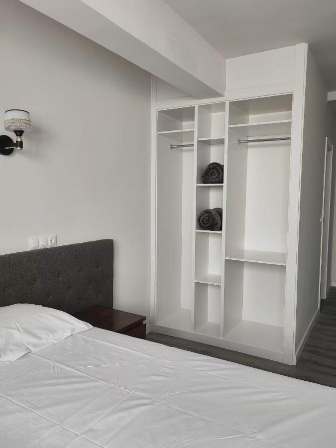 מדריד Hostal Golden 21*** מראה חיצוני תמונה